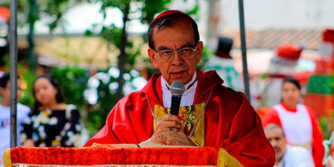 El cardenal salvadoreño Gregorio Rosa Chávez, dijo que los familiares de los presos tienen derecho a saber cómo están los detenidos